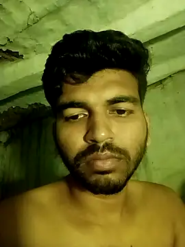 Snapshot of Roni1028 chatting on October 21, 8:20 pm Roni1028 online show from October 21, 8:20 pm