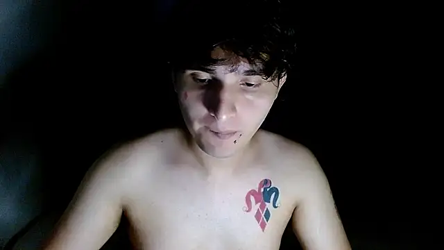 Snapshot of Charley_quin chatting on June 4, 1:22 am Charley quin online show from June 4, 1:22 am