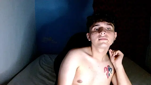 Snapshot of Charley_quin chatting on June 11, 1:27 am Charley quin online show from June 11, 1:27 am