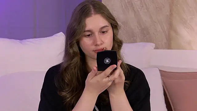 Snapshot of EllieHayes chatting on July 29, 10:08 pm EllieHayes online show from July 29, 10:08 pm