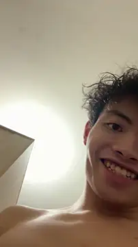 Snapshot of Kitjai200301 chatting on November 3, 9:10 am Kitjai200301 online show from November 3, 9:10 am