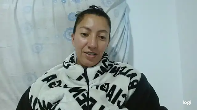 Snapshot of kaybabyhot chatting on October 15, 2:44 am kaybabyhot online show from October 15, 2:44 am