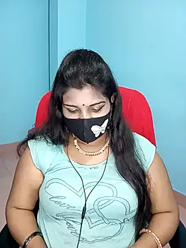 Hot-Angel  online show from December 17, 6:42 pm