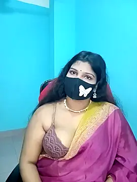Hot-Angel  online show from December 24, 6:28 pm