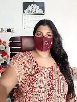 Snapshot of Hot-Angel_ chatting on May 10, 8:19 am Hot-Angel online show from May 10, 8:19 am