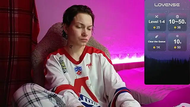 Snapshot of esajukyy chatting on September 22, 1:13 pm esajukyy online show from September 22, 1:13 pm