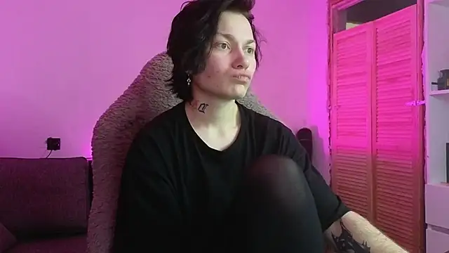 Snapshot of esajukyy chatting on January 5, 5:27 pm esajukyy online show from January 5, 5:27 pm