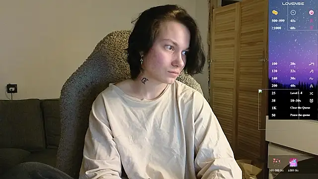 Snapshot of esajukyy chatting on February 28, 1:01 pm esajukyy online show from February 28, 1:01 pm