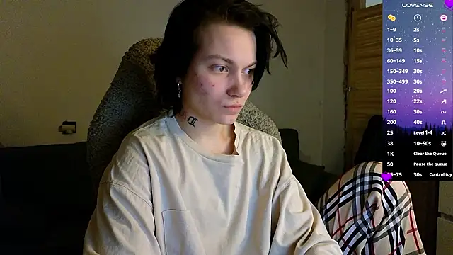 Snapshot of esajukyy chatting on March 18, 3:04 pm esajukyy online show from March 18, 3:04 pm