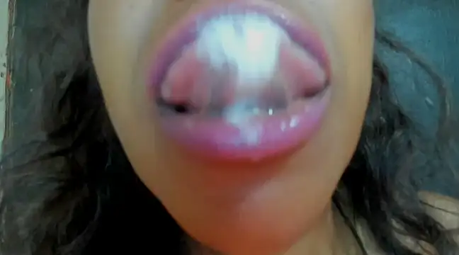 KamariaFyre online show from January 19, 9:22 am