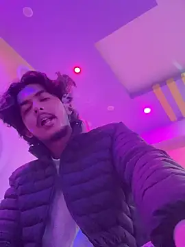 Snapshot of Onlyjishan chatting on December 16, 6:38 pm Onlyjishan online show from December 16, 6:38 pm