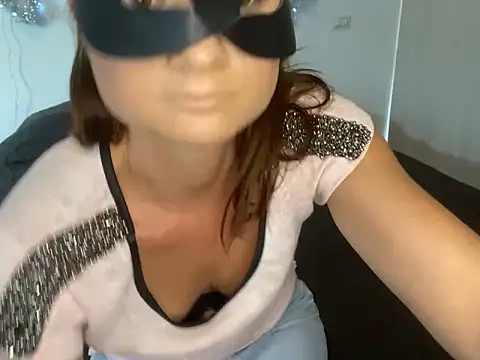 Samira-Summer online show from January 9, 3:12 pm