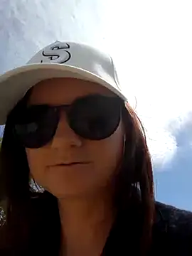 Samira-Summer online show from March 13, 10:47 am