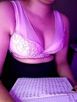 Olivia3 online show from February 11, 7:48 pm