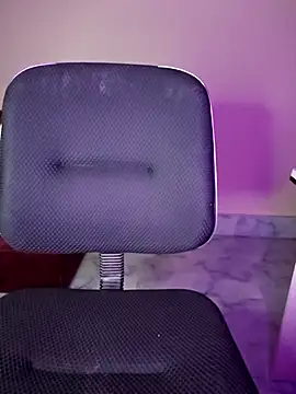 Olivia3 online show from March 1, 5:38 pm