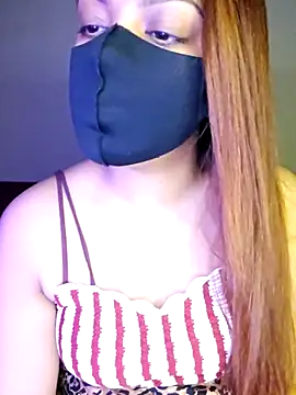 Snapshot of Olivia3 chatting on December 16, 9:09 pm Olivia3 online show from December 16, 9:09 pm