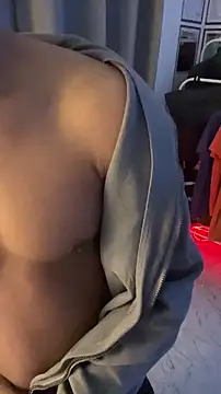 nick  yy online show from December 19, 7:26 am