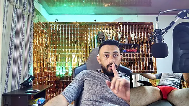 Snapshot of BEN_BLAZE chatting on January 17, 5:21 am BEN BLAZE online show from January 17, 5:21 am