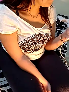 ShadiaStar online show from January 22, 7:03 pm