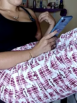 ShadiaStar online show from October 2, 1:29 pm