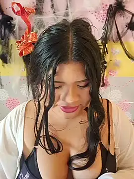 Snapshot of CANELA_9911 chatting on November 23, 10:20 pm CANELA 9911 online show from November 23, 10:20 pm