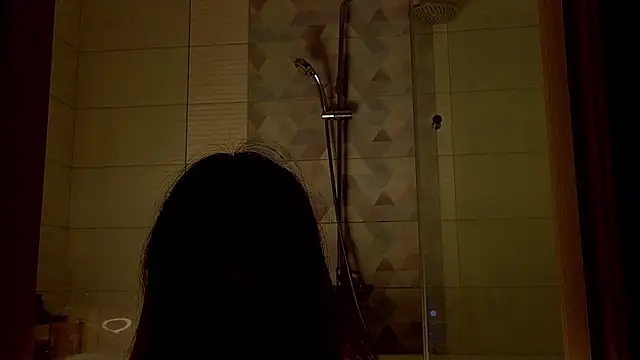 Snapshot of MissFreyaX chatting on January 14, 3:15 pm MissFreyaX online show from January 14, 3:15 pm