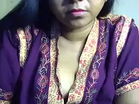 Snapshot of Suhana-sapna chatting on January 12, 10:56 am Suhana-sapna online show from January 12, 10:56 am