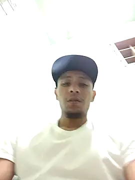 Snapshot of SiperoXxX chatting on December 16, 2:47 am SiperoXxX online show from December 16, 2:47 am