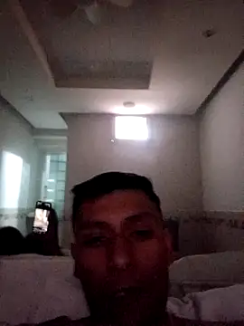 Snapshot of SiperoXxX chatting on December 21, 3:42 pm SiperoXxX online show from December 21, 3:42 pm