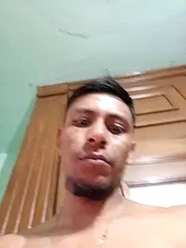 Snapshot of SiperoXxX chatting on January 9, 9:37 pm SiperoXxX online show from January 9, 9:37 pm