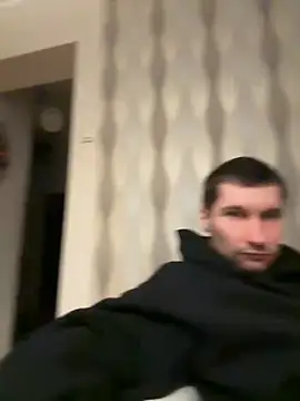 HotUkraine online show from December 18, 9:08 pm
