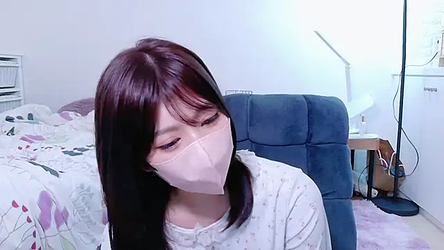 Snapshot of Runarunapi chatting on September 20, 1:12 pm Runarunapi online show from September 20, 1:12 pm