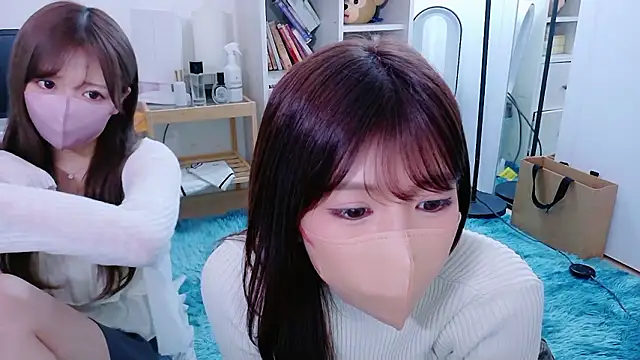 Snapshot of Runarunapi chatting on September 25, 2:10 pm Runarunapi online show from September 25, 2:10 pm