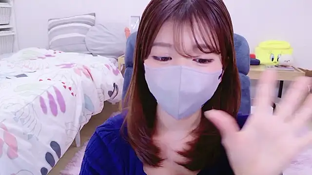 Snapshot of Runarunapi chatting on October 24, 3:08 pm Runarunapi online show from October 24, 3:08 pm