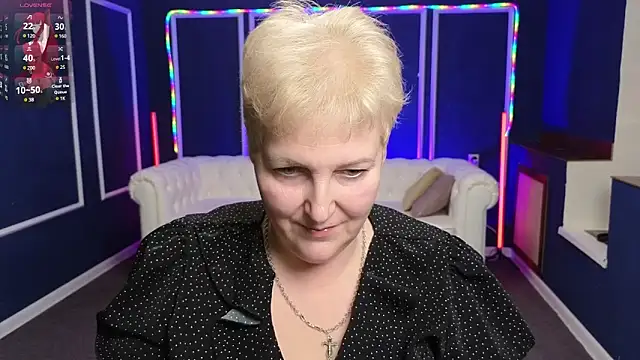 Sandra Snow online show from January 19, 3:42 pm