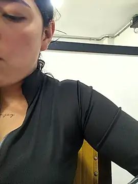 Noah Jhonson online show from January 13, 7:08 pm