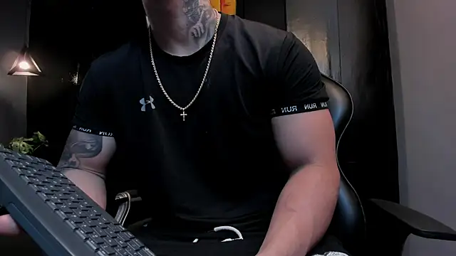 Flynn Riider online show from September 26, 11:25 am