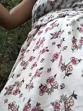 Snapshot of Danna-linyi chatting on March 4, 10:38 pm Danna-linyi online show from March 4, 10:38 pm