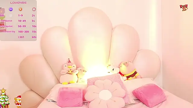 zoewillian online show from December 15, 9:30 pm