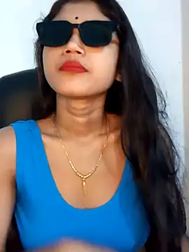 Angel Riye online show from February 20, 8:03 pm
