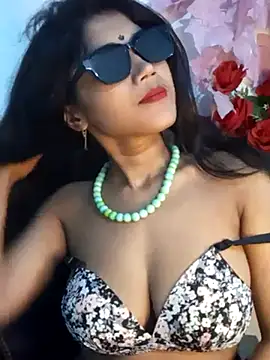Angel Riye online show from March 10, 6:01 pm