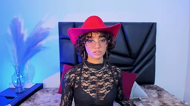 slutty venus online show from September 27, 7:41 pm