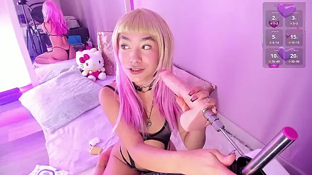 candy  monroe online show from February 3, 4:23 pm