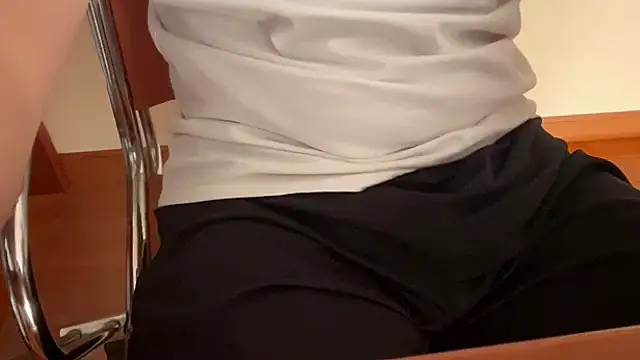 Axeeeeeeeeeeeel online show from October 24, 3:30 pm