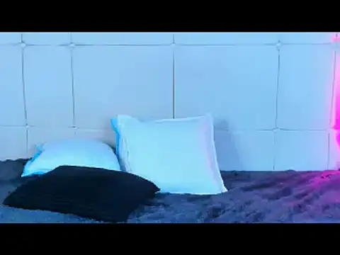 Rosse Emily online show from February 2, 1:45 am