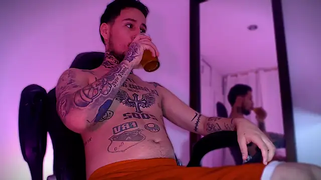 Junihn0 online show from September 24, 8:56 pm