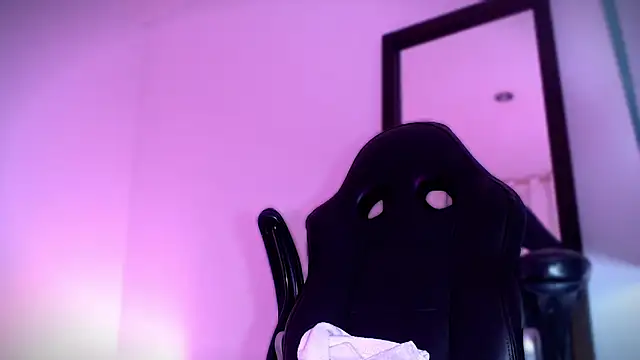 Junihn0 online show from September 28, 9:53 pm