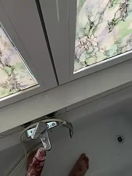 Snapshot of Loco42- chatting on December 16, 1:22 pm Loco42- online show from December 16, 1:22 pm