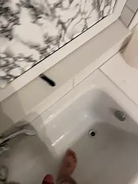 Snapshot of Loco42- chatting on December 24, 3:58 pm Loco42- online show from December 24, 3:58 pm