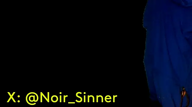 Snapshot of sinnernoir chatting on January 27, 8:51 am sinnernoir online show from January 27, 8:51 am